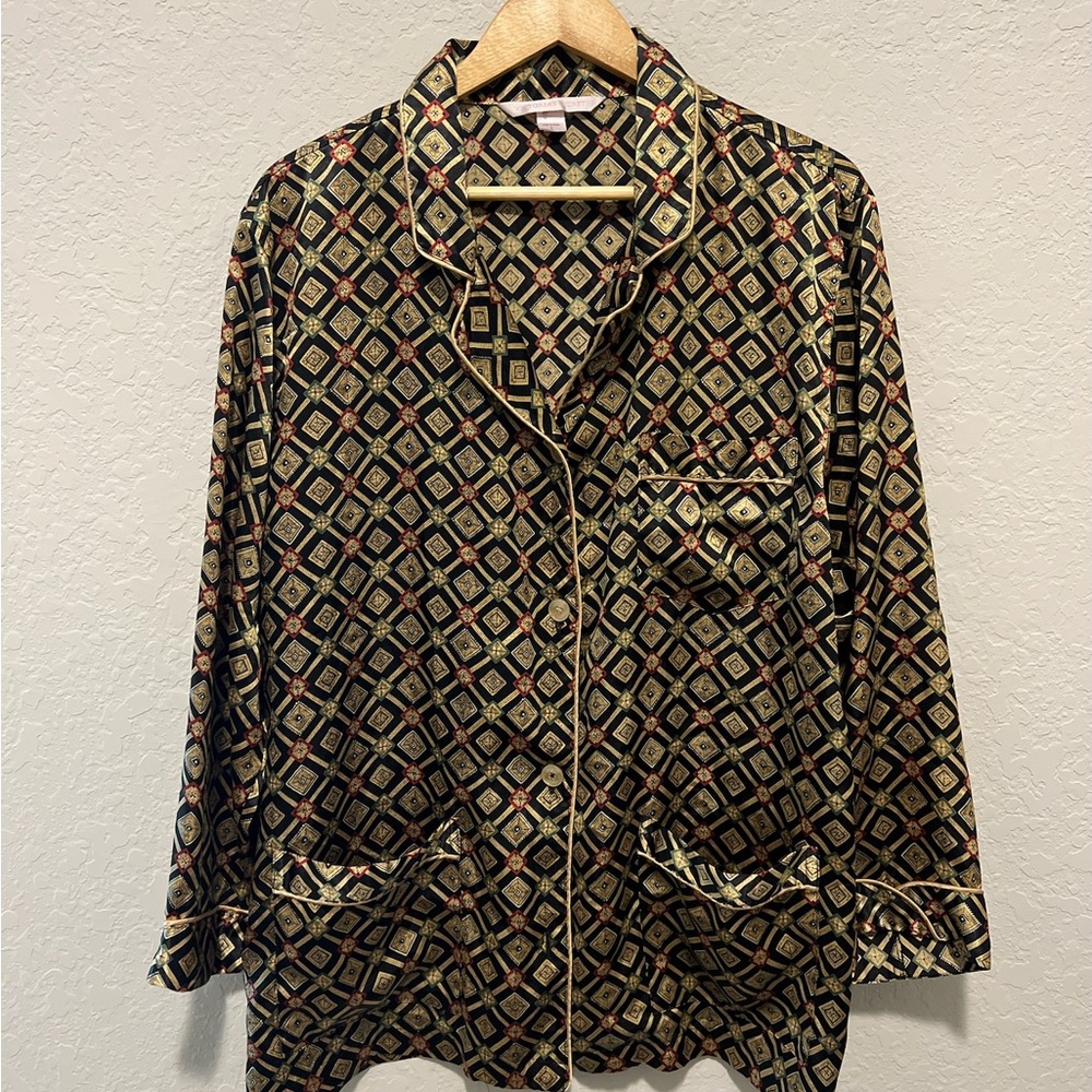 Victoria’s Secret 100% Silk pajamas pajama top long Versace styled gold sleeve